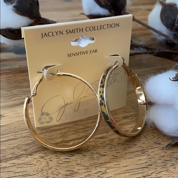 Jaclyn Smith Jewelry - Leopard/Gold hoop earrings Jaclyn Smith Collection